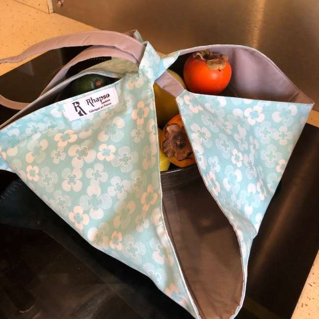 RHAPSO Couture, Bès le porte-plat qui s'adapte à tous les formats, modèle 1