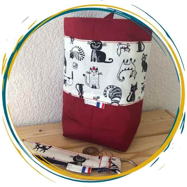 RHAPSO Couture, commande personnalisée de Mailys -Abéona et son porte-clé assorti