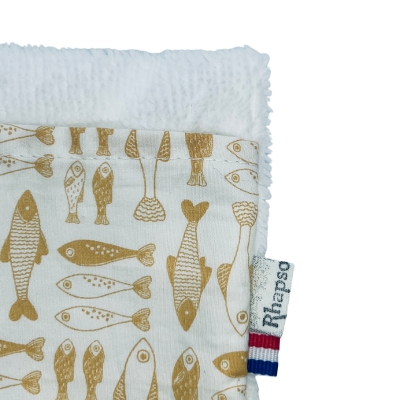 Rhapso Couture, gant de toilette, débarbouillette, coton Oeko-Tex, éponge de bambou bio, motif petits poissons sardines jaunes fond blanc