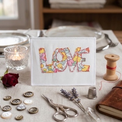 Rhapso Couture: carte postale , collection love, liberty petites fleurs jaunes
